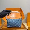 LV Pochette Hills Bag C2301050