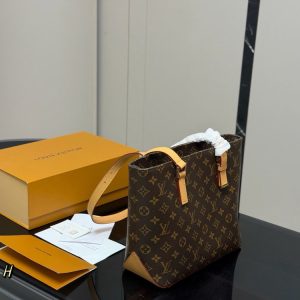 LV Monogram Canvas Piano Bag C2301750