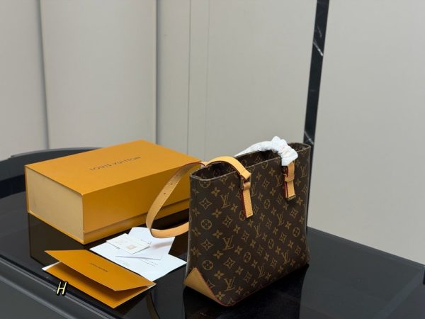 LV Monogram Canvas Piano Bag C2301750