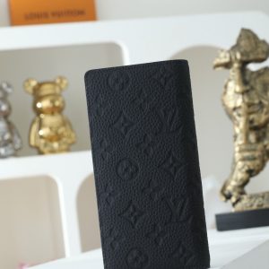 LV Brazza Wallet in Monogram Taurillon Leather KK01650 LV Brazza Wallet in Monogram Taurillon Leather KK01650