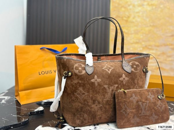 LV Neverfull MM Monogram Suede C2301550