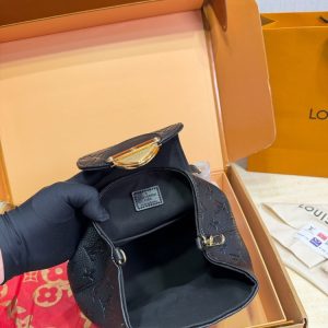 LV Venice Backpack Monogram C2301950