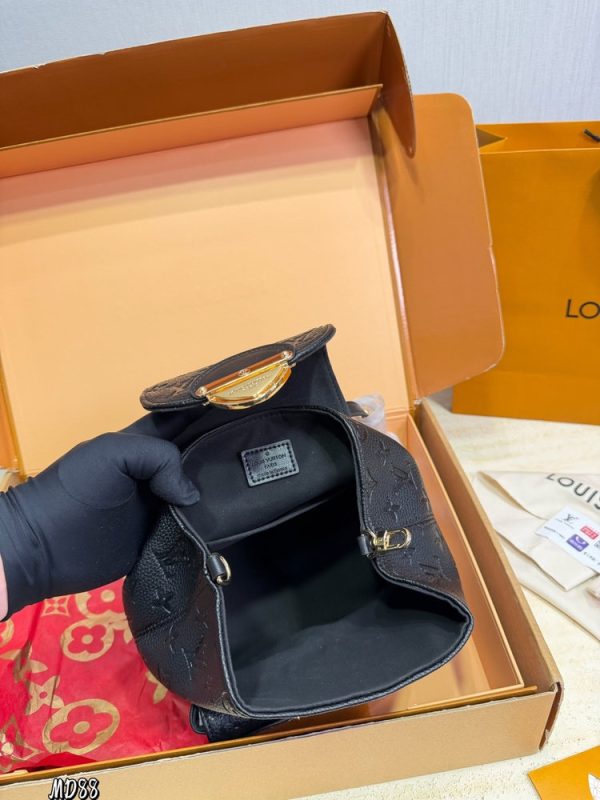 LV Venice Backpack Monogram C2301950