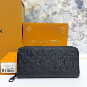 LV Black Embossed Monogram Leather Zippy Wallet KK01650 LV Black Embossed Monogram Leather Zippy Wallet KK01650