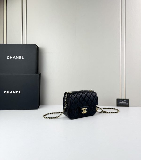 Luxury CN Handbag 105 BC