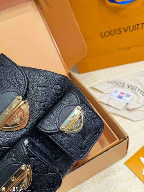 LV Venice Backpack Monogram C2301950