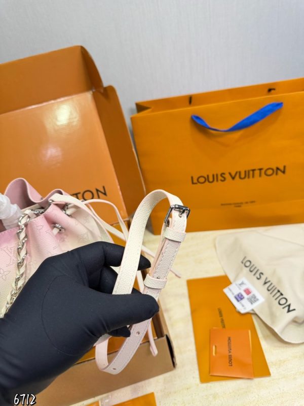 LV Mahina Degrade Bella Gradient Bag C2302150