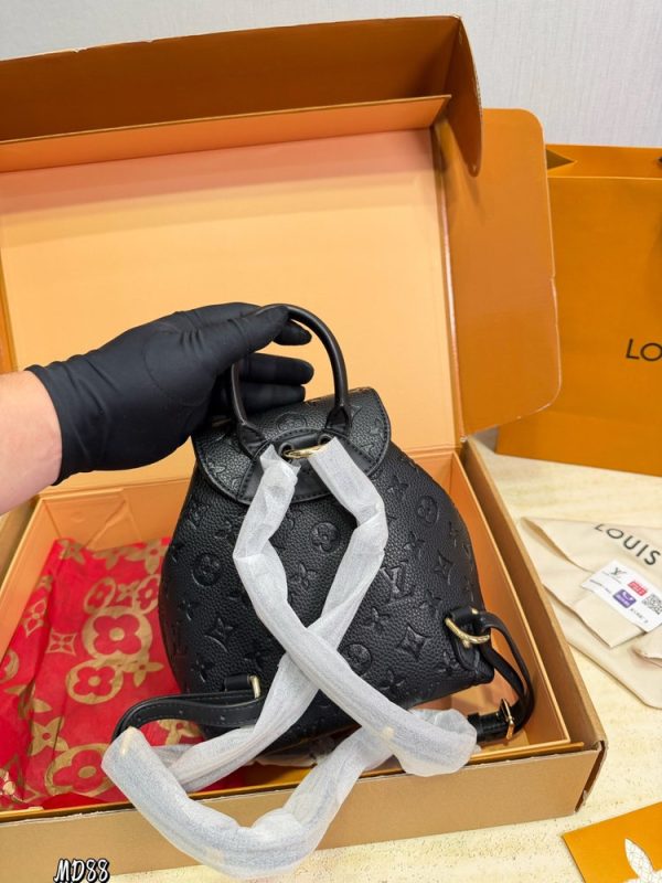 LV Venice Backpack Monogram C2301950