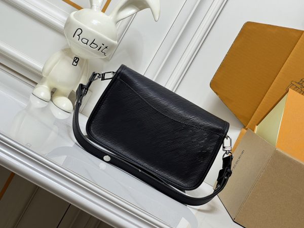 LV Buci Epi Bag M59386 BC