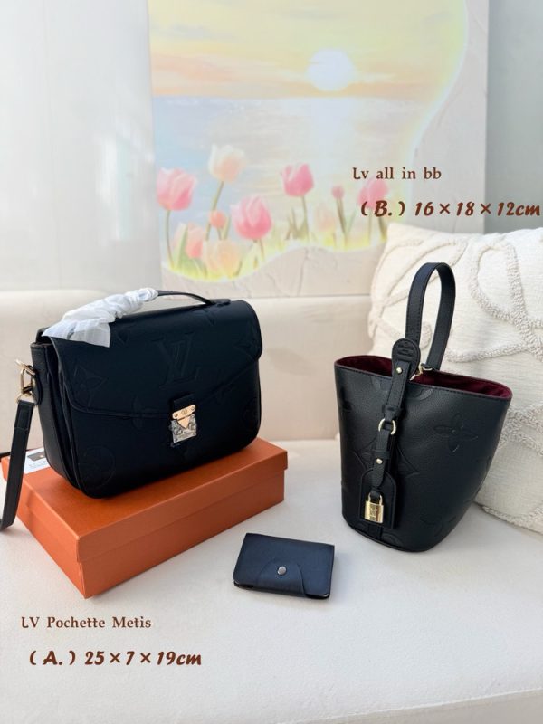LV Set Pochette Métis All In Bag C2301450