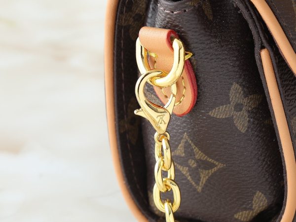 LV Pochette Camille Monogram Bag M13566 BC