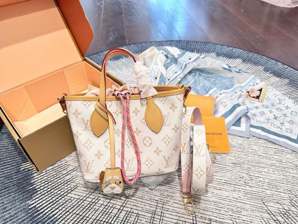 LV Neverfull BB LV&I Bag C2301750