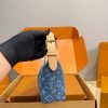 LV Pochette Hills Bag C2301050
