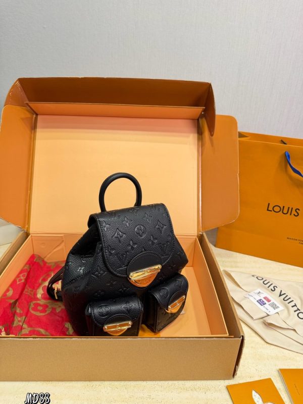 LV Venice Backpack Monogram C2301950