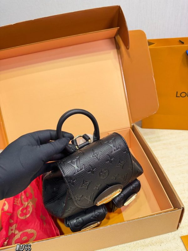 LV Venice Backpack Monogram C2301950