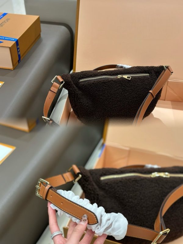 LV Giant Monogram Shearling Bumbag Brown C2301050