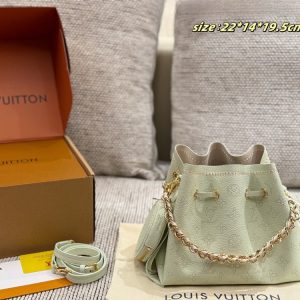 LV Bella Mahina Green Bag C2301650 LV Bella Mahina Green Bag C2301650