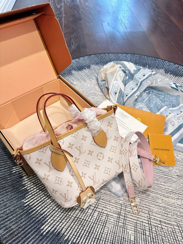 LV Neverfull BB LV&I Bag C2301750