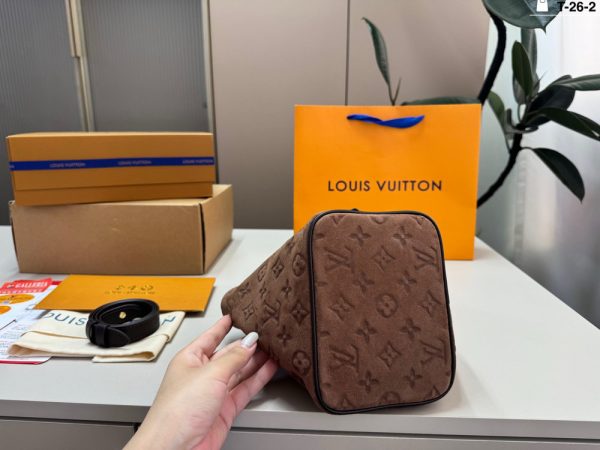 LV All In BB Monogram Suede C2301550
