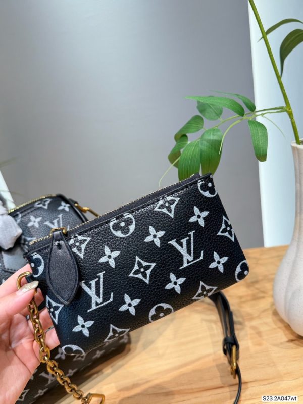 LV Speedy Soft 30 Bag C2301550