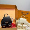 LV Venice Backpack Monogram C2301950