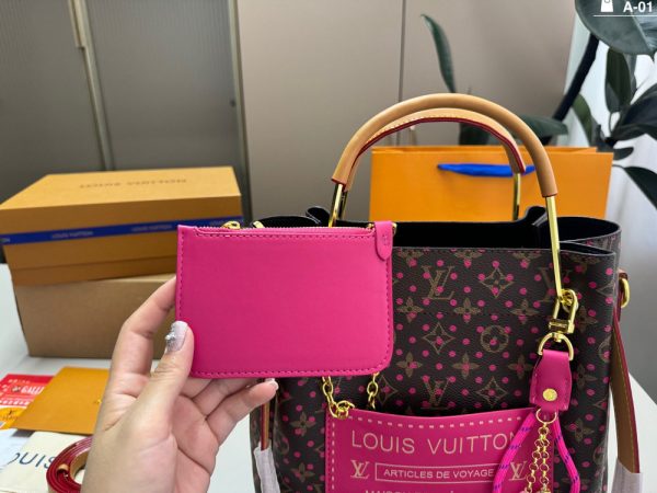 LV Monogram Tote Bag with Front Pouch C2301550