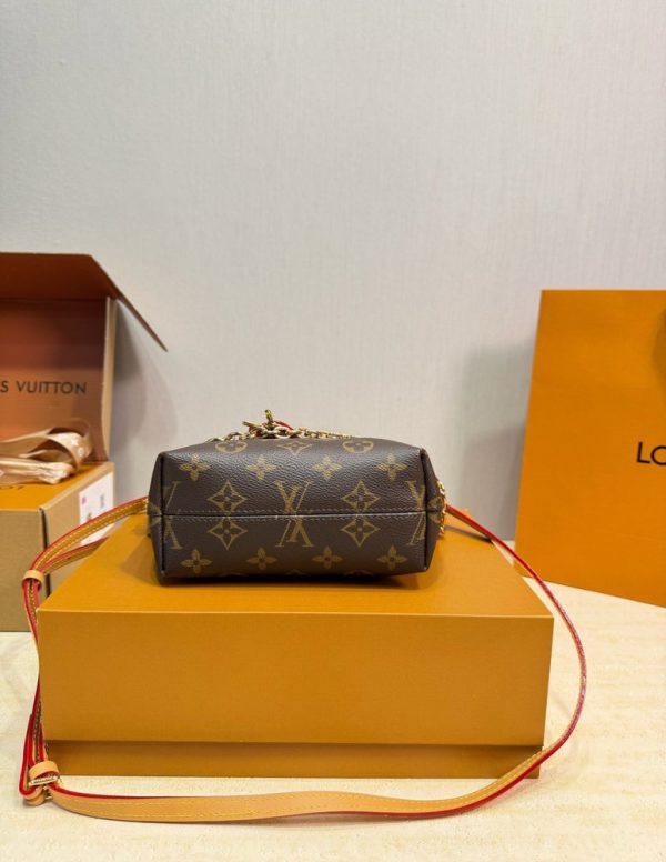 LV Lockit BB Monogram Bag C2301750