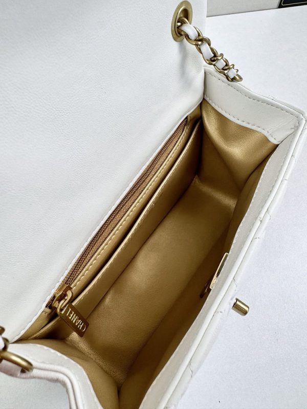 Luxury CN Handbag 105 BC