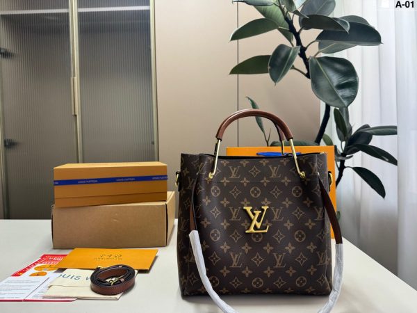 LV Tote Monogram Bag C2301250