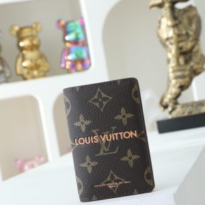 LV Pocket Organizer Crafted in The Signature Brown Monogram Canvas KK01150 LV Pocket Organizer Crafted in The Signature Brown Monogram Canvas KK01150