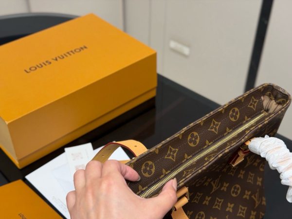 LV Monogram Canvas Piano Bag C2301750