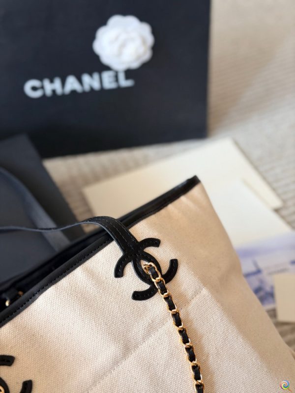CN Small Shopping Bag Calfskin Gold-Tone Metal C2301250