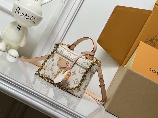 LV Vanity Chain Pouch M29782 BC