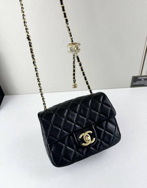 Luxury CN Handbag 105 BC