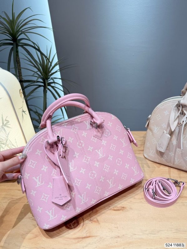 LV Alma BB C2301550