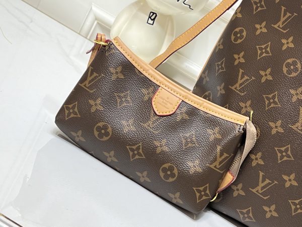 LV CarryAll MM Monogram Canvas Bag M44945 BC