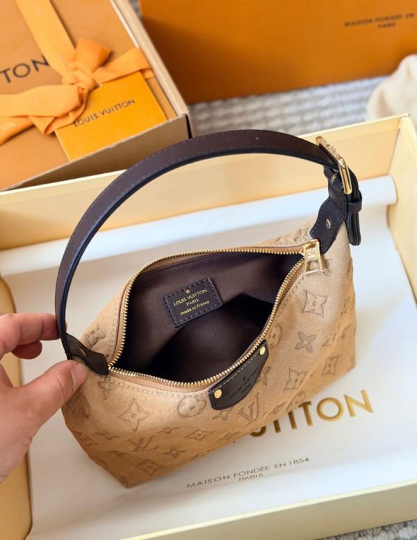 LV Pochette Hills Monogram Suede Bag C2301650