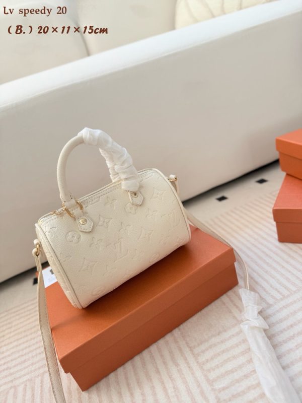 LV Set Pochette Metis Speedy 20 Cream Bag C2301450 LV Set Pochette Metis Speedy 20 Cream Bag C2301450