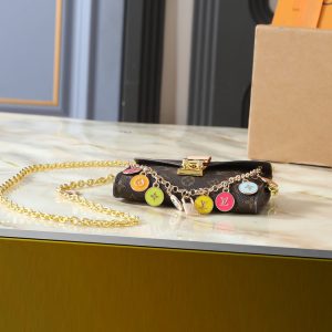 LV Pouch Metis Belt M4588Z-M4869Z BC