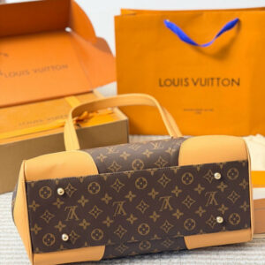 LV Monogram Beverly GM Bag C2301850