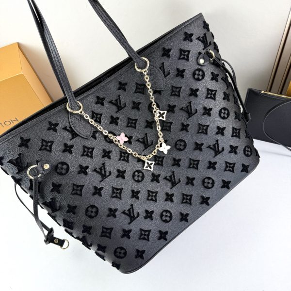 LV Neverfull MM Bag M45686 BC LV Neverfull MM Bag M45686 BC