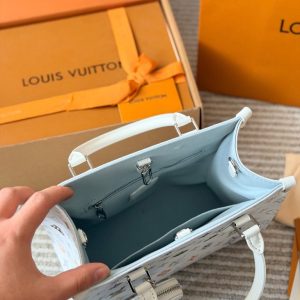 LV OnTheGo BB Monogram Bag C2301450