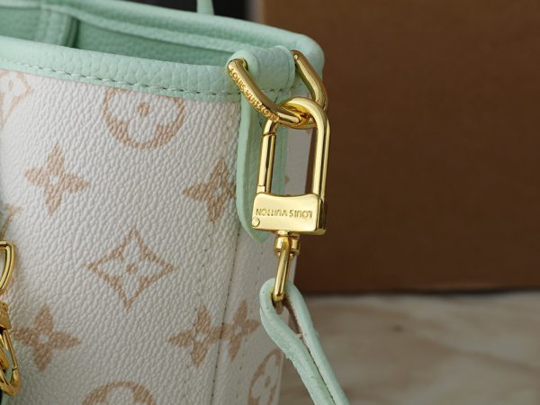LV Neverfull Inside Out BB Bag M2A465-M2A466 BC LV Neverfull Inside Out BB Bag M2A465-M2A466 BC