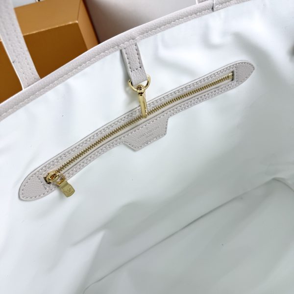 LV Neverfull MM Bag M45686 BC LV Neverfull MM Bag M45686 BC