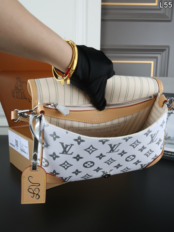 LV Diane Monogram Pearly Canvas M3A706 BC
