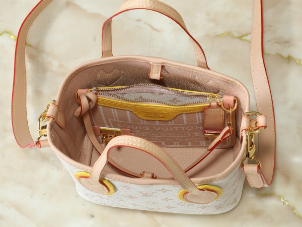 LV Neverfull Inside Out BB Bag M2A465-M2A466 BC LV Neverfull Inside Out BB Bag M2A465-M2A466 BC