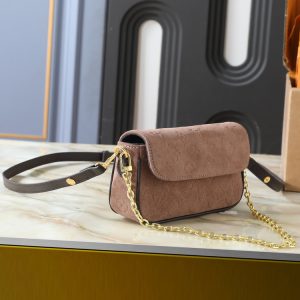 LV Wallet On Chain Ivy M2A367 BC