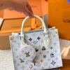 LV OnTheGo BB Monogram Bag C2301450 LV OnTheGo BB Monogram Bag C2301450