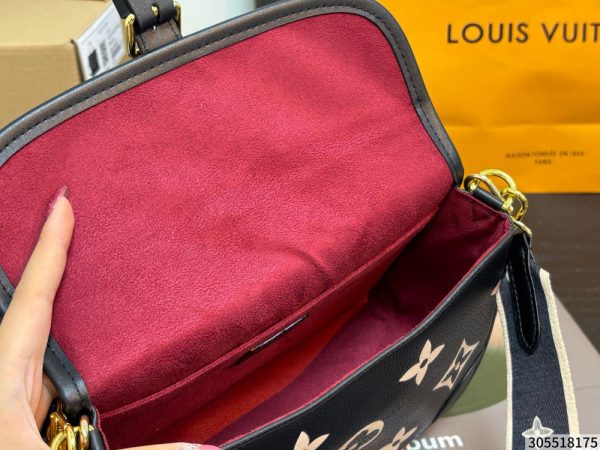 LV Diane Monogram Empreinte Bag C2301250