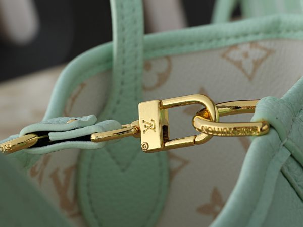 LV Neverfull Inside Out BB Bag M2A465-M2A466 BC LV Neverfull Inside Out BB Bag M2A465-M2A466 BC